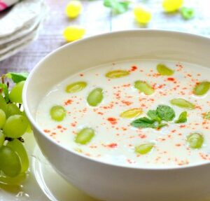 Grapes Raita